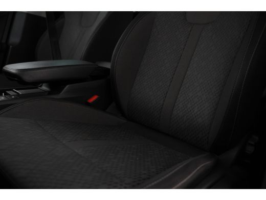Skoda Octavia Combi 2.0 TDI Cruise Control, Apple Carplay, Climate Control, Airco ActivLease financial lease