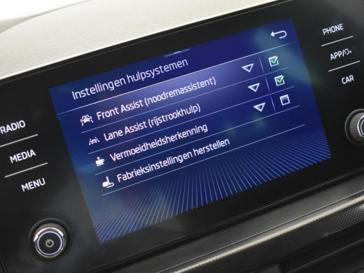 Skoda Scala 1.0 TSI Sport Business 111pk | 1e eigenaar | 100%dealeronderhouden | Cruise control | Navigatie v... ActivLease financial lease