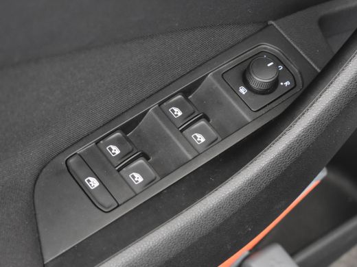 Skoda Scala 1.0 TSI Sport Business 111pk | 1e eigenaar | 100%dealeronderhouden | Cruise control | Navigatie v... ActivLease financial lease
