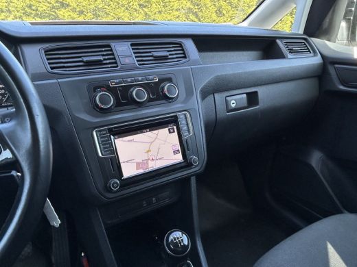 Volkswagen Caddy 2.0 TDI COMFORTLINE EURO 6 / L1H1 / 1e EIG. / INRICHTING / AIRCO / CRUISE / NAVI / TREKHAAK ActivLease financial lease