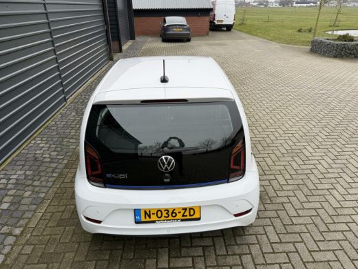 Volkswagen e-Up! SOH 89% Clima ecc Camera Cruise Stoelverwarming! ActivLease financial lease