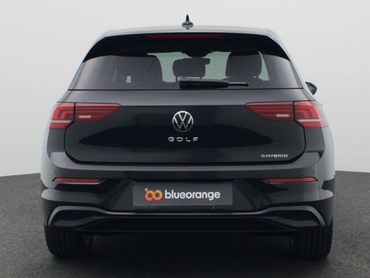 Volkswagen Golf 1.5 eHybrid Life Edition 204PK DSG Adaptieve Cruise Controle, Navi via Apple Carplay/Android Auto... ActivLease financial lease