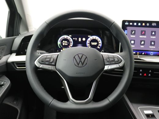 Volkswagen Golf 1.5 eHybrid Life Edition 204PK DSG Adaptieve Cruise Controle, Navi via Apple Carplay/Android Auto... ActivLease financial lease