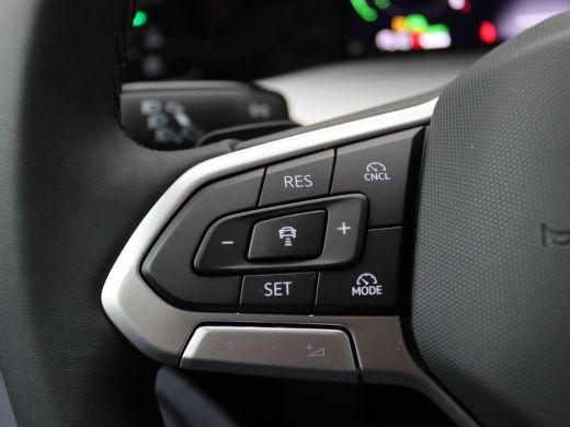 Volkswagen Golf 1.5 eHybrid Life Edition 204PK DSG Adaptieve Cruise Controle, Navi via Apple Carplay/Android Auto... ActivLease financial lease