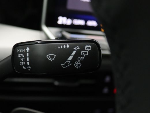 Volkswagen Golf 1.5 eHybrid Life Edition 204PK DSG Adaptieve Cruise Controle, Navi via Apple Carplay/Android Auto... ActivLease financial lease