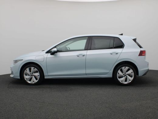 Volkswagen Golf 1.5 eHybrid Life Edition 204PK DSG Adaptieve Cruise Controle, Navi via Apple Carplay/Android Auto... ActivLease financial lease
