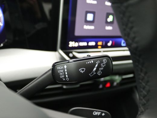 Volkswagen Golf 1.5 eHybrid Life Edition 204PK DSG Adaptieve Cruise Controle, Navi via Apple Carplay/Android Auto... ActivLease financial lease