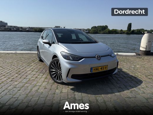 Volkswagen ID.3 Pure Edition 52 kWh | Stoel- en stuurverwarming | Navigatie | Draadloze telefoonlader Volkswagen ID.3 Pure Edition 52 kWh | Stoel- en stuurverwarming | Navigatie | Draadloze telefoonlader