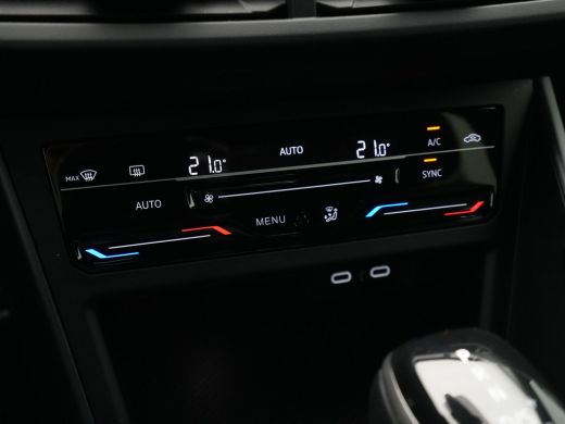 Volkswagen Polo 1.0 95pk DSG TSI R-Line Virtual Cockpit Navigatie Parkeerhulp 177 ActivLease financial lease