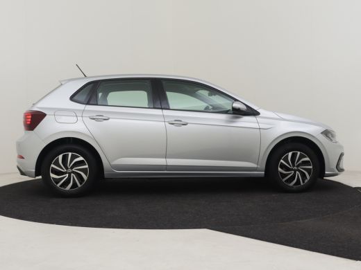 Volkswagen Polo 1.0 TSI Life 96pk | 1e eigenaar | 100% dealeronderhouden | Adaptief cruise control | Navigatie vi... ActivLease financial lease