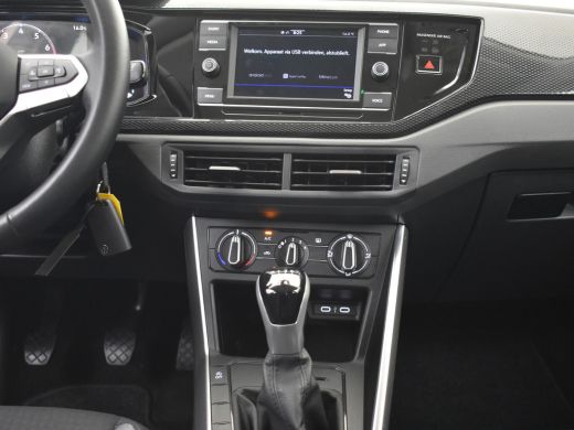 Volkswagen Polo 1.0 TSI Life 96pk | 1e eigenaar | 100%dealeronderhouden | Adaptief cruise control | Navigatie via... ActivLease financial lease