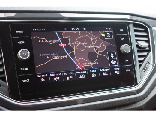 Volkswagen T-Roc 1.5 TSI Sport Led-ACC-17''-stoel/stuurverw-Navi-Acamera ActivLease financial lease