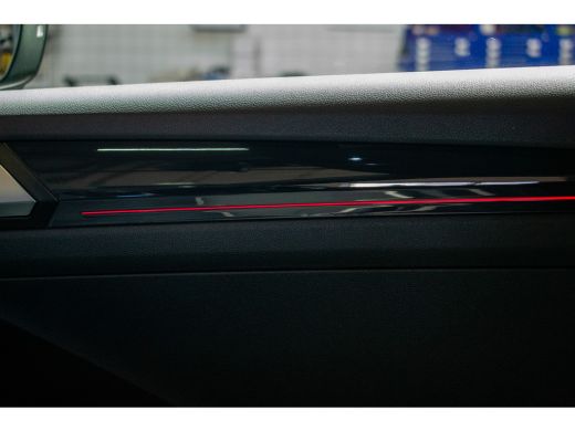 Volkswagen T-Roc 1.5 TSI Sport Led-ACC-17''-stoel/stuurverw-Navi-Acamera ActivLease financial lease