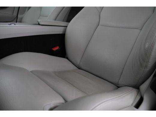 Volvo  V60 2.0 D3 Momentum Pro Airco, Cruise Control, LEER ActivLease financial lease