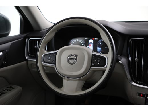 Volvo  V60 2.0 D3 Momentum Pro Airco, Cruise Control, LEER ActivLease financial lease