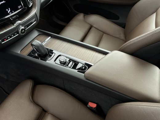 Volvo  XC60 2.0 Recharge T6 AWD Inscription | Blis | Panoramadak | PDC+360 camera | Harman / Kardon Audio | L... ActivLease financial lease