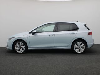 Volkswagen Golf 1.5 eHybrid Life Edition 204PK DSG Adaptieve Cruise Controle, Navi via Apple Carplay/Android Auto...