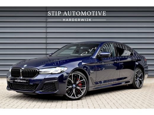 BMW 5 Serie 545e xDrive 394pk M Sport Plus | Laserlight | 20'' Velgen | 360 Camera | Comfort Zetels | Head-Up... BMW 5 Serie 545e xDrive 394pk M Sport Plus | Laserlight | 20'' Velgen | 360 Camera | Comfort Zetels | Head-Up...