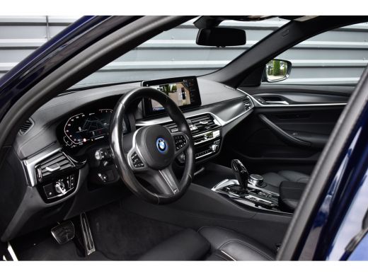 BMW 5 Serie 545e xDrive 394pk M Sport Plus | Laserlight | 20'' Velgen | 360 Camera | Comfort Zetels | Head-Up... ActivLease financial lease