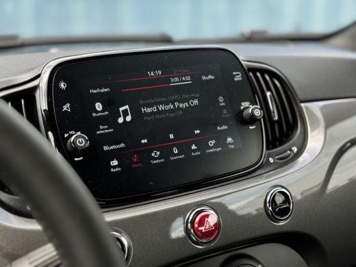 Fiat 500C Cabrio Hybrid CABRIO | Zwarte spiegelkappen | Airco | Digitaal infotaiment | Cruise Control | Blu... ActivLease financial lease