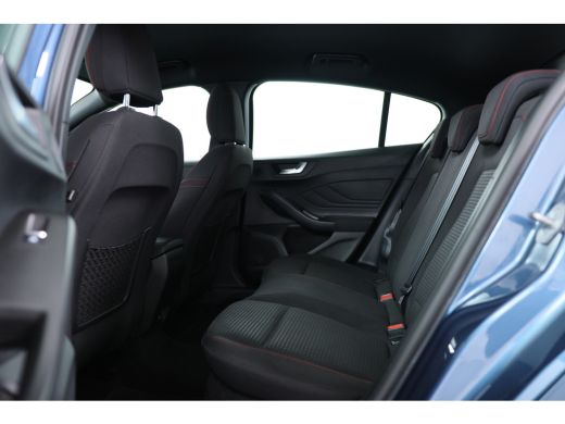 Ford Focus 1.0 EcoBoost ST Line Business | Adaptive Cruise | Stoel-/Stuurverwarming | Climate Control | Came... ActivLease financial lease