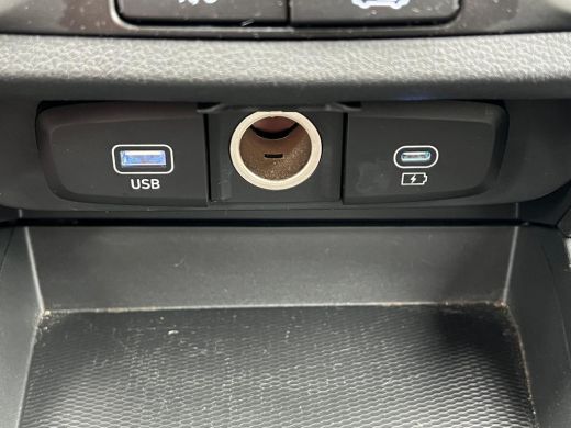 Hyundai i10 1.0 66pk Comfort Smart Airco | Camera | Carplay | Navigatie | Inklapbare spiegels | Cruise contro... ActivLease financial lease