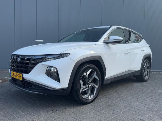 Hyundai Tucson 1.6 T-GDI 265pk PHEV Comfort Smart 4WD Climate | Camera | Carplay | Keyless | Navigatie | Full - ... Hyundai Tucson 1.6 T-GDI 265pk PHEV Comfort Smart 4WD Climate | Camera | Carplay | Keyless | Navigatie | Full - ...