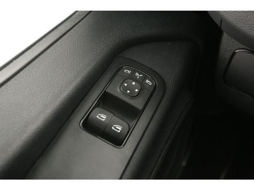 Mercedes Sprinter 319 3.0 CDI L3H2 V6 191PK Automaat Airco Cruise Carplay Camera 3 Persoons Elektrpakket ActivLease financial lease