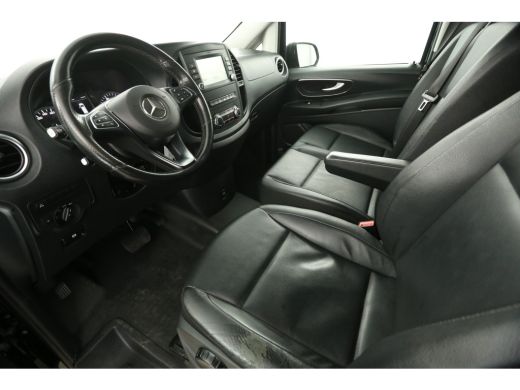 Mercedes Vito 119 CDI Lang 191PK Automaat Airco Camera Carplay Cruise Navi 18''LMV 3 Persoons PDC Trekhaak ActivLease financial lease
