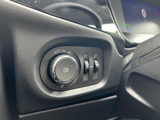 Opel CORSA-E Edition-e | 11 kW boordlader | Apple CarPlay en Android Auto ondersteuning | Electronic Climate C... ActivLease financial lease