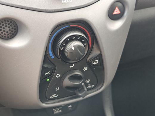 Peugeot 108 1.0 e-VTi Active | Airco | Bluetooth telefoonvoorbereiding | Elektrische ramen voor | Airco | Blu... ActivLease financial lease