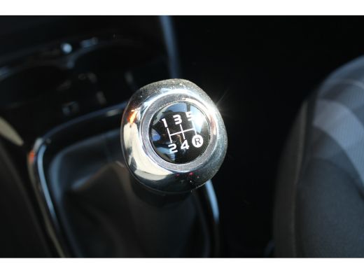 Peugeot 108 1.0 e-VTi Allure | Navi by app | Camera | Climate control | Lichtmetaal | 25.000km | ActivLease financial lease