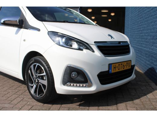Peugeot 108 1.0 e-VTi Allure | Navi by app | Camera | Climate control | Lichtmetaal | 35.000km | ActivLease financial lease