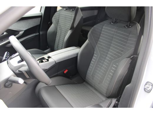Peugeot 5008 1.2 Hybrid 136 Allure 360 Graden Camera | Drive Assist Pack | 7 Zitplekken ActivLease financial lease
