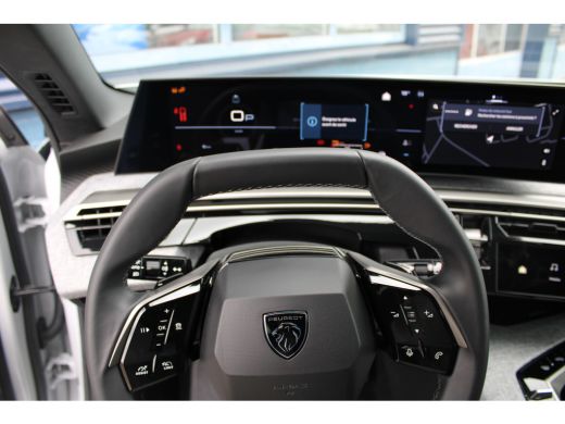 Peugeot 5008 1.2 Hybrid 136 Allure 360 Graden Camera | Drive Assist Pack | 7 Zitplekken ActivLease financial lease