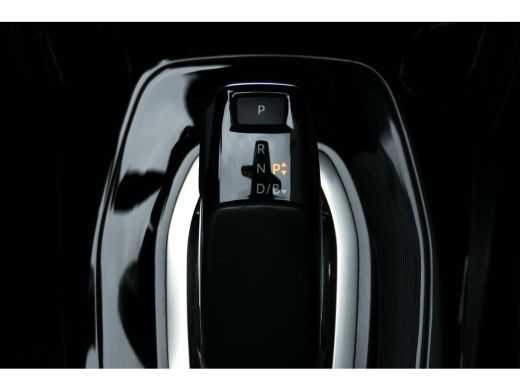 Peugeot e-208 EV 136PK 50KWH ALLURE AUTOMAAT / NAVI / LED / PDC / 3-FASE / WARMTEPOMP / 16"LMV / CAMERA / KEYLE... ActivLease financial lease