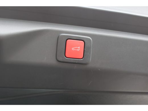 Peugeot e-3008 GT Avantage 73 kWh | Automaat | Leder | 360 Camera | Navigatie | Keyless ActivLease financial lease