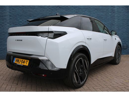 Peugeot e-3008 GT Avantage 73 kWh | Automaat | Leder | 360 Camera | Navigatie | Keyless ActivLease financial lease