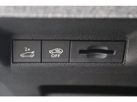 Peugeot e-3008 GT Avantage 73 kWh | Automaat | Leder | 360 Camera | Navigatie | Keyless ActivLease financial lease