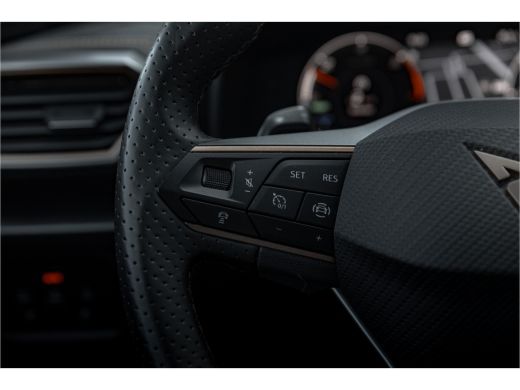 Seat Formentor 1.4 e-Hybrid VZ 245 PK Performance | Trekhaak | Carplay | Camera | Stoel- Stuurverwarming ActivLease financial lease