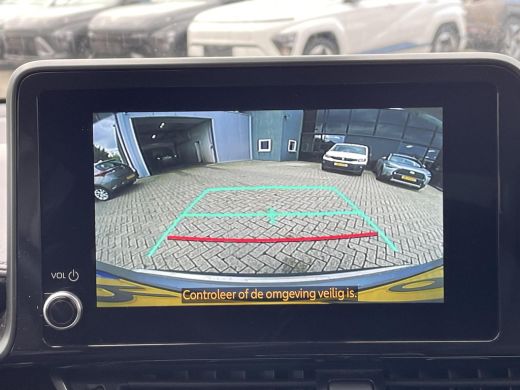 Toyota C-HR 2.0 Hybrid Dynamic **NAVIGATIE/ APPLE CARPLAY/ 36 MAANDEN GARANTIE** ActivLease financial lease