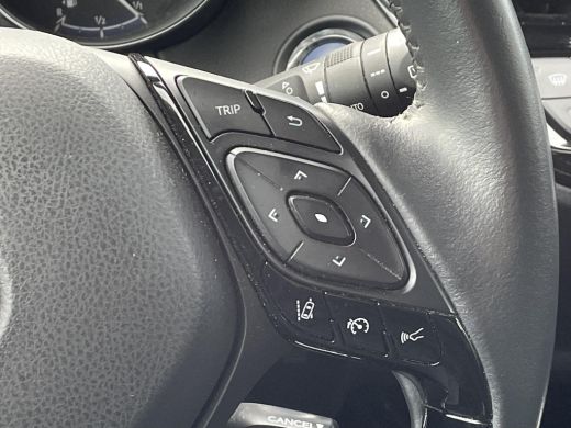 Toyota C-HR 2.0 Hybrid Dynamic **NAVIGATIE/ APPLE CARPLAY/ 36 MAANDEN GARANTIE** ActivLease financial lease