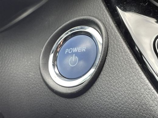Toyota C-HR 2.0 Hybrid Dynamic **NAVIGATIE/ APPLE CARPLAY/ 36 MAANDEN GARANTIE** ActivLease financial lease