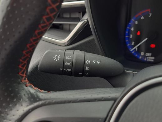 Toyota Corolla Touring Sports 1.8 Hybrid GR-Sport | Apple CarPlay / Android Auto | Rijklaarprijs incl. garantie | ActivLease financial lease