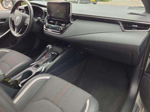 Toyota Corolla Touring Sports 1.8 Hybrid GR-Sport | Apple CarPlay / Android Auto | Rijklaarprijs incl. garantie | ActivLease financial lease