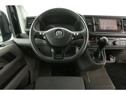 Volkswagen Crafter 50 2.0 TDI L3H3 177PK | Dubbellucht | 3500KG Trekgew. Trekhaak Automaat Airco Camera Cruise DSG C... ActivLease financial lease