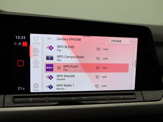Volkswagen GOLF Variant 1.0 TSi 110 Pk Life | Navigatie | Adaptive Cruise | 17 Inch | Privacy Glass | Climate Controle | ... ActivLease financial lease