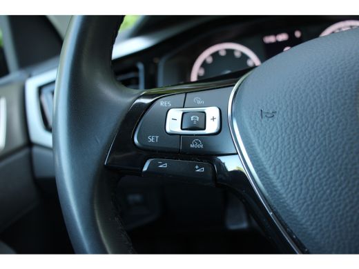 Volkswagen Polo 1.0 TSI R-Line Edition | NL-AUTO! | NAVI | ADAPTIVE CRUISE | 1 EIGENAAR! | PARK SENS V+A | DEALER... ActivLease financial lease