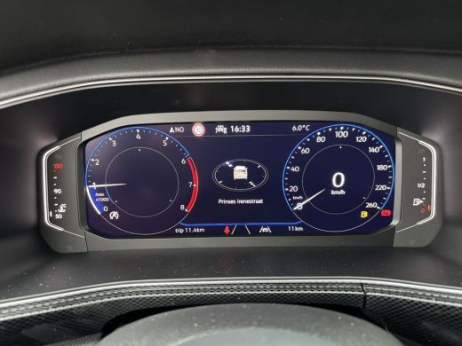 Volkswagen T-Cross R-Line Edition 115 pk 1.0 TSI | 18" LM velgen | Matrix LED | Stoelverwarming ActivLease financial lease