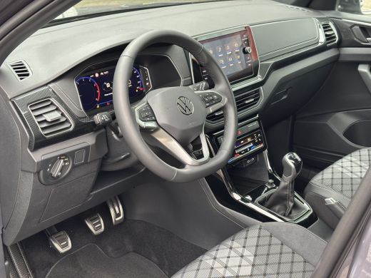 Volkswagen T-Cross R-Line Edition 115 pk 1.0 TSI | 18" LM velgen | Matrix LED | Stoelverwarming ActivLease financial lease
